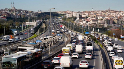 İstanbullular dikkat: Haliç köprüsünde tek yön trafiğe kapatıldı