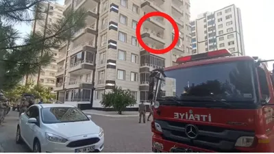 Önce evini yakmaya ardından da intihara kalkıştı