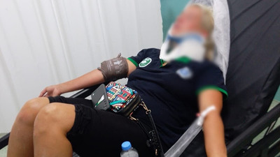 Kadınlar plajı karıştı: 8 kadın bir olup kadın görevliyi hastanelik etti