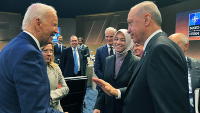 Erdoğan ile Biden'dan ayaküstü görüşme