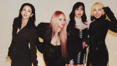 K-POP efsanesi 2NE1 geri döndü
