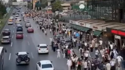 Aşırı sıcaklar metro seferlerini vurdu