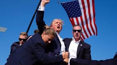 Trump bandajı çıkardı, komplo teorisyenleri sahneye çıktı