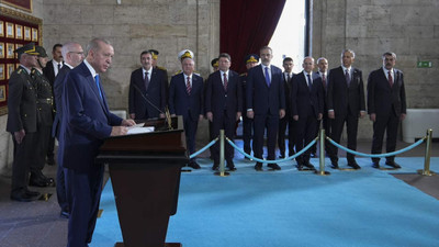 Erdoğan'dan Anıtkabir'de siyasi suikast mesajı