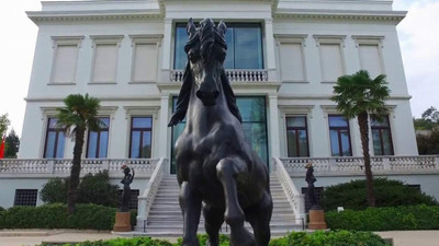 Sabancı Holding'te 200 milyon TL'lik ''hisse'' icra yoluyla satıldı