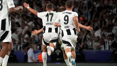 Süper Kupa Beşiktaş'ın: Beşiktaş : 5 Galatasaray: 0