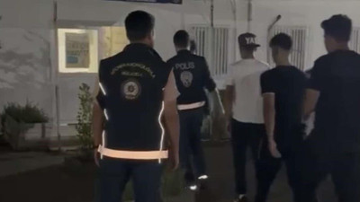 Kaçak göçmenler yolcu otobüsünde yakalandı