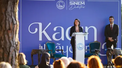 Üsküdar'da ''Kadın Hikayeleri'' söyleşileri başladı
