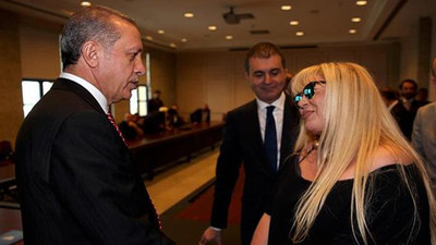 Zerrin Özer'den ''Erdoğan'' itirafı: ''Aylarca psikolojim bozuldu, konserlerim iptal edildi''