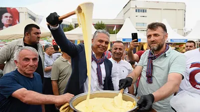 Muratpaşa'da ''Yöreler Renkler Festivali'' Akdeniz gecesiyle başlıyor