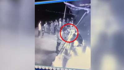 İskele ile gemi arasındaki boşluktan denize düştü