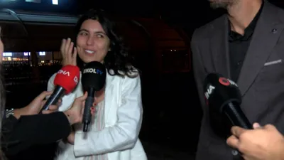 Güle oynaya yargılanan Bahar Candan güle oynaya cezaevinden çıktı