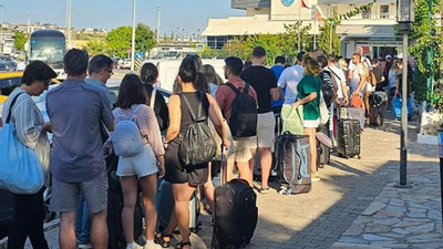 Yunan adalarına kapıda vize uygulaması durduruldu