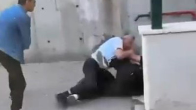 Belediye otobüsünde kıyamet koptu: Kavga sokağa taştı