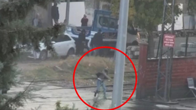 Polise bıçakla saldırdı, operasyon köpeği dersini verdi