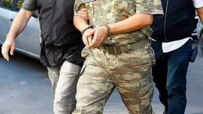 TSK'da yeni FETÖ operasyonu: 12'si görevde 53 subaya gözaltı