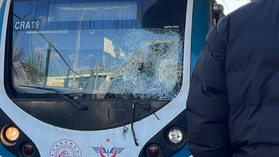 Marmaray'da intihar: Raylara atlayarak intihar etti