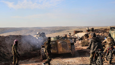 Suriye alev alev: Esad rejimi ile silahlı gruplar arasında şiddetli çatışmalar