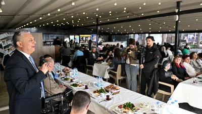 Muratpaşa Belediye Başkanı Uysal: ''Hanlar, hamamlar, saraylarda yaşamak marifet değil''