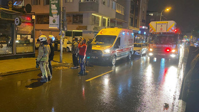 İstanbul'da 5 katlı bir apartmanın çatısı çöktü