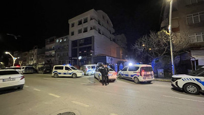 ''Dirft''çi trafik magandası polis aracına çarptı!