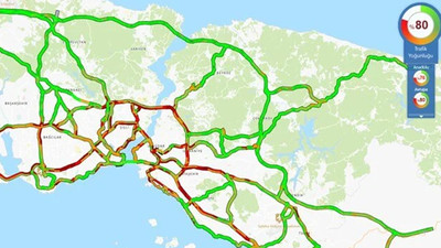 İstanbul'da yağmur trafiği felç etti