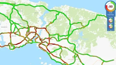 İstanbul'da yağmur trafiği felç etti