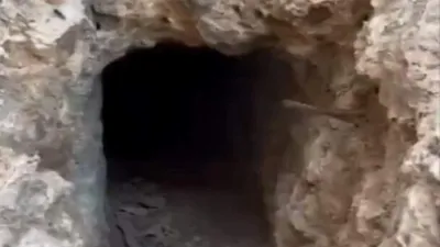 Mehmetçik hainlerin mağarasına girdi