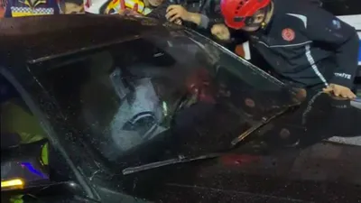 Trafikte ''çalışan otomobilde hareketsiz yatan sürücü'' alarmı