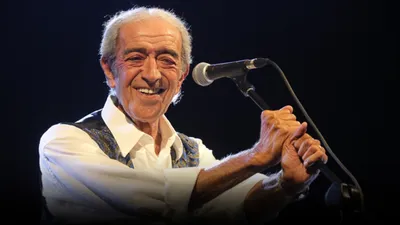 Edip Akbayram'dan haber var