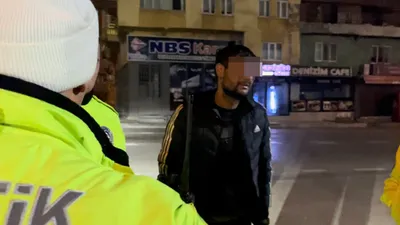 Yüzsüz sürücü polise saç baş yoldurdu
