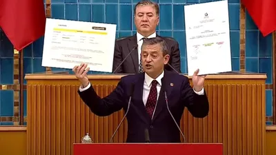 Özel kürsüye belgelerle çıktı: ''Kimse bakanın eşini, Semih Yalçın'ın oğlunu konuşmuyor''