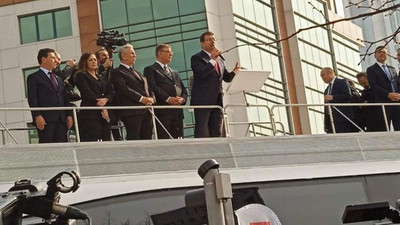 İmamoğlu'na destek için İstanbul Adliyesi'ne giden Mansur Yavaş'tan dikkat çeken çıkış