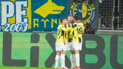 Fenerbahçe adını play-off turuna yazdırdı