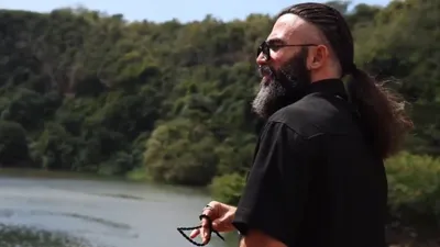 Bakanlık Survivor Turabi'nin belden aşağı şarkısı için harekete geçti