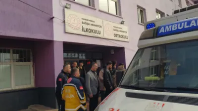 Hakkari'de 34 öğrenci acillik oldu