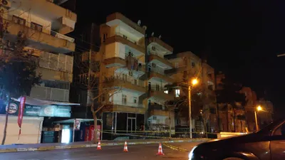Kolonlarından çatırtılar gelen 5 katlı bina boşaltıldı