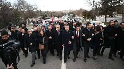 Mansur Yavaş maden işçileri ile birlikte yürüdü