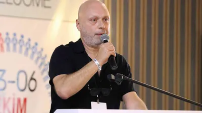 Gazeteci evinde ölü bulundu