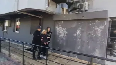 Annesine saldıran babasını öldüren genç kadının 24 yıl hapsi istendi