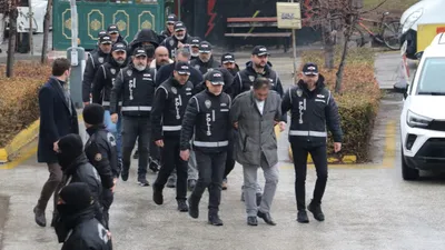 Vatandaşın kanını emen tefeciler yakalandı