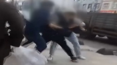 İstanbul'da çocuk şiddeti: Hem dövdüler hem de saniye saniye videoya aldılar!