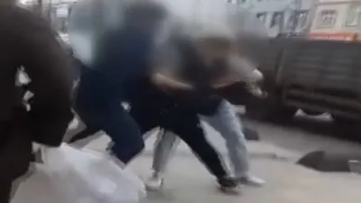 İstanbul'da çocuk şiddeti: Hem dövdüler hem de saniye saniye videoya aldılar!