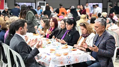 Muratpaşa'da kadınlar aynı sofrada buluştu