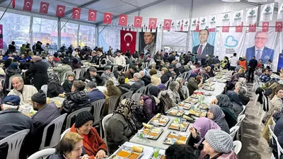 Bandırma Belediyesi'nin iftar programları devam ediyor