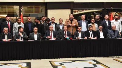 2 ilçe belediye başkanı partisinden istifa etti