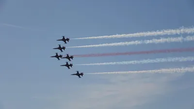 Türk Yıldızları'ndan hayran bırakan gösteri uçuşu