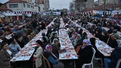 Manisa Büyükşehir, Köprübaşı'nda iftar sofrası kurdu