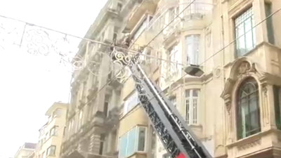İstiklal Caddesi'nde korkutan yangın