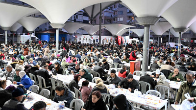 Muratpaşalılar iftar sofrasında buluşmaya devam ediyor